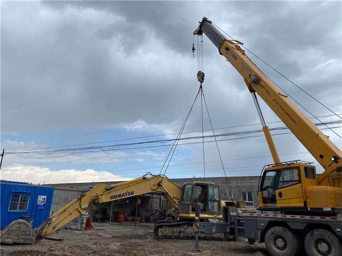 武清区25吨吊车的工作半径是多少？