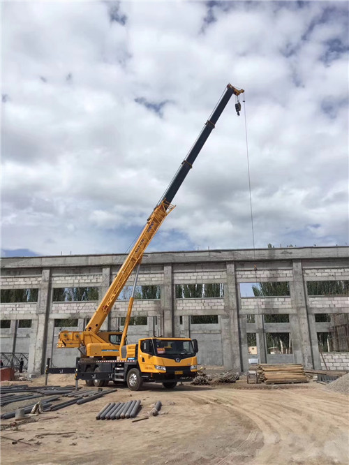 武清区吊装作业前会做设备检查吗？安全保障措施有哪些？